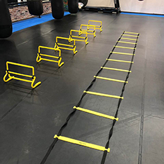 �L���O�W��_�L�b�N�{�N�V���O_gym-naibu_03