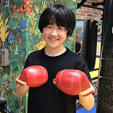 �L���O�W��_�L�b�N�{�N�V���O_kids_08