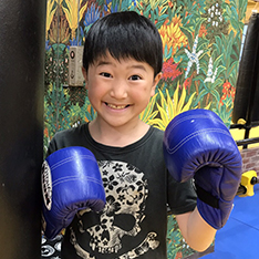 �L���O�W��_�L�b�N�{�N�V���O_kids_09