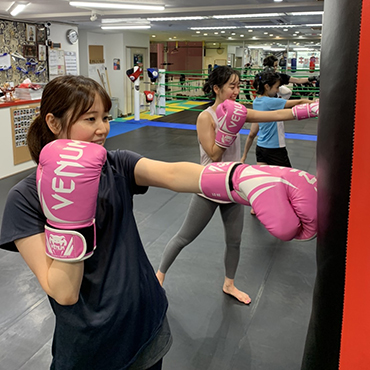 �L�b�N�{�N�V���O ���f�B�[�X�N���X�i���������{�N�T�T�C�Y�j_morning_001